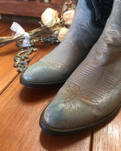 Load image into Gallery viewer, Beautiful 1970’s 1980’s Vintage Stormy Gray Leather Thunderbird Western Boots