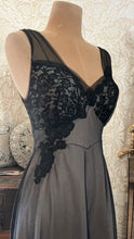 Load image into Gallery viewer, Rare 1950’s Vintage Black and Peach Chiffon Vanity Fair Peignoir Nightgown 32