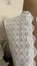 Load image into Gallery viewer, Handmade Vintage White Floral Lace Vest