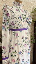 Load image into Gallery viewer, 1970’s Vintage Garden Floral Print Prairie Dress