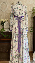 Load image into Gallery viewer, 1970’s Vintage Garden Floral Print Prairie Dress