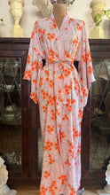 Load image into Gallery viewer, Y2K 1990’s Vintage Floral Rayon Kimono Robe Dressing Gown