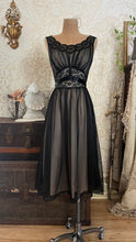 Load image into Gallery viewer, 1950’s Vintage Black and Peach Chiffon Illusion Vanity Fair Peignoir Nightgown 32