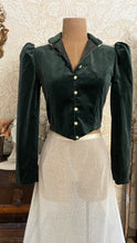 Load image into Gallery viewer, Fantastic Dark Sage Green Velveteen Cropped Gunne Sax Jacket