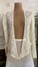 Load image into Gallery viewer, 1970's vintage ivory lace front tie Gunne Sax blouse