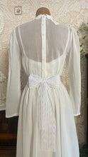 Load image into Gallery viewer, Darling 1970's vintage Gunne Sax dress and underslip set