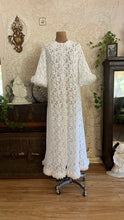 Load image into Gallery viewer, Pretty 1950’s 1960s White Alencon Lace Peignoir Robe