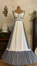 Load image into Gallery viewer, Rare 1970’s Vintage Gingham Calico Front Tie Gunne Sax Maxi Sundress