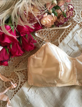 Load image into Gallery viewer, 1930’s 1940’s vintage pink satin bullet bra