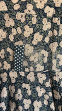 Load image into Gallery viewer, 1970’s Vintage Elderberry Rose Print Calico Gunne Sax
