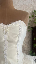Load image into Gallery viewer, Perfect Cupcake 1970's Vintage Ivory Satin and White Lace Gown