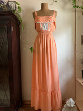 Load image into Gallery viewer, Sale~ 1970’s vintage Young Edwardian peach and cream crepe sundress