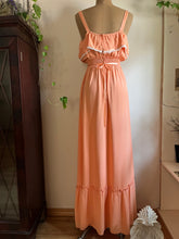 Load image into Gallery viewer, Sale~ 1970’s vintage Young Edwardian peach and cream crepe sundress