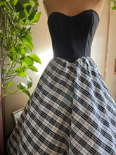 Load image into Gallery viewer, 1980’s Vintage Plaid Taffeta Strapless Gunne Sax Party Dress