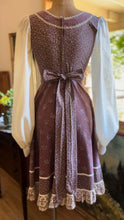 Load image into Gallery viewer, 1970’s Vintage Mauve Calico Gunne Sax Midi Dress