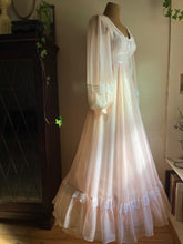 Load image into Gallery viewer, 1970’s Vintage Pale Tea Rose Pink Gunne Sax Maxi Dress