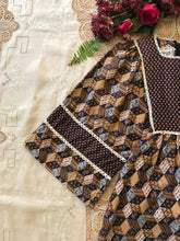 Load image into Gallery viewer, 1970’s vintage patchwork calico kimono dress by Young Innocent