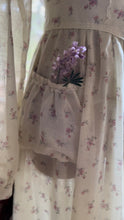 Load image into Gallery viewer, Sweet 1970’s vintage Ivory Floral voile Blouse and Skirt set by Gunne Sax