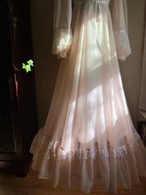 Load image into Gallery viewer, 1970’s Vintage Pale Tea Rose Pink Gunne Sax Maxi Dress