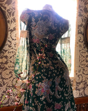 Load image into Gallery viewer, Sale~ 1970’s Vintage Scrolling Garden Floral Maxi Dress