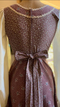 Load image into Gallery viewer, 1970’s Vintage Mauve Calico Gunne Sax Midi Dress