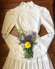 Load image into Gallery viewer, 1970's vintage Gunne Sax Ivory Poplin and Lace maxi dress