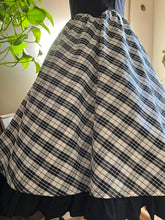 Load image into Gallery viewer, 1980’s Vintage Plaid Taffeta Strapless Gunne Sax Party Dress