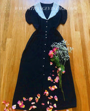 Load image into Gallery viewer, Cutie 1970’s Vintage Black Crepe Gunne Sax dress