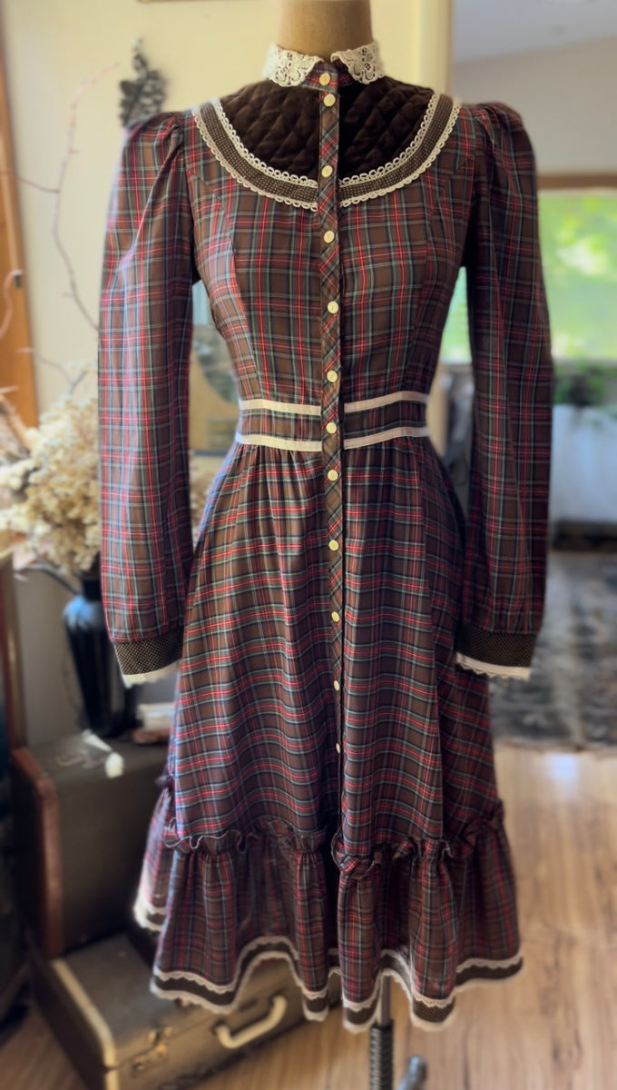 Fantastic 1970’s Vintage Plaid and Velveteen Gunne Sax Midi Dress ...