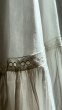 Load image into Gallery viewer, Edwardian 1900’s Summer White Cotton Petticoat Skirt