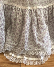 Load image into Gallery viewer, Beautiful 1970's vintage purple floral Gunne Sax maxi dress