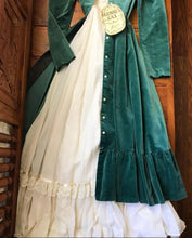 Load image into Gallery viewer, Incredible Sage Green Velveteen Gunne Sax
