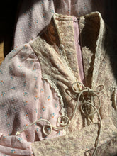 Load image into Gallery viewer, 1960’s Vintage Flocked Voile Gunne Sax Dress