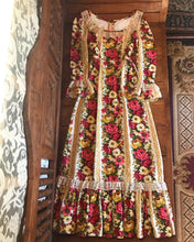 Load image into Gallery viewer, Authentic 1960’s vintage wallpaper print dress by Lorrie Deb of San Francisco