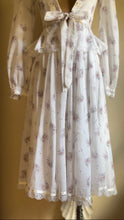 Load image into Gallery viewer, Sweet 1970’s Vintage Floral Voile Gunne Sax Blouse and Skirt Set