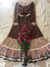 Load image into Gallery viewer, Beautiful homemade vintage Gunne Sax pattern maxi dress