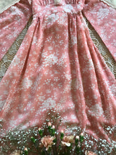 Load image into Gallery viewer, Beautiful 1960’s vintage black label Angel Sleeve Gunne Sax maxi dress