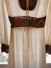 Load image into Gallery viewer, 1970’s vintage crepe and batik cotton dress by Vicky Vaughn