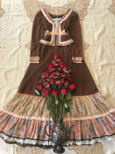 Load image into Gallery viewer, Beautiful homemade vintage Gunne Sax pattern maxi dress