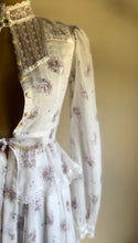 Load image into Gallery viewer, Sweet 1970’s Vintage Floral Voile Gunne Sax Blouse and Skirt Set