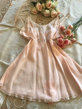 Load image into Gallery viewer, Beautiful 1930’s vintage tea rose pink step in teddy