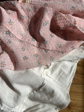 Load image into Gallery viewer, 1960’s Vintage Flocked Voile Gunne Sax Dress