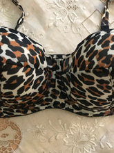 Load image into Gallery viewer, Authentic 1960’s vintage leopard print by Vanity Fair