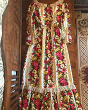 Load image into Gallery viewer, Authentic 1960’s vintage wallpaper print dress by Lorrie Deb of San Francisco