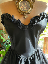 Load image into Gallery viewer, Darling 1970’s Vintage Black Taffeta Strapless Gunne Sax Dress