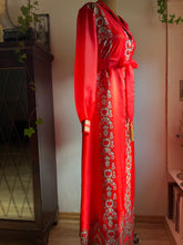 Load image into Gallery viewer, 1970’s Vintage Silver and Gold Print Hostess Dress by Alfred Shaheen