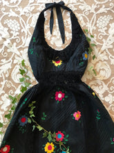 Load image into Gallery viewer, Amazing 1970's vintage Mexican bridal dress