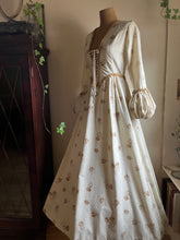 Load image into Gallery viewer, Medieval 1960's vintage Ivory Flocked Poplin black label Gunne Sax dress