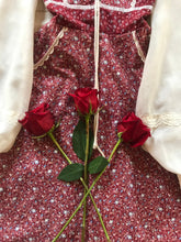 Load image into Gallery viewer, Beautiful 1970's vintage Winter Berry Calico Gunne Sax dress