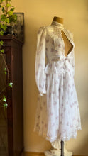Load image into Gallery viewer, Sweet 1970’s Vintage Floral Voile Gunne Sax Blouse and Skirt Set